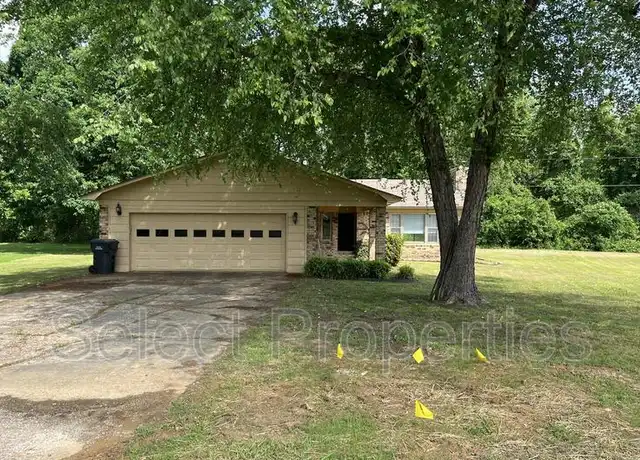 Property at 4216 Brenda St, Jonesboro, AR, 72405, 3 beds, 2 baths, [object Object]