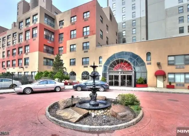 Property at 111 Mulberry St Unit 3P, Newark, NJ, 07102, 2 beds, 1 bath, [object Object]