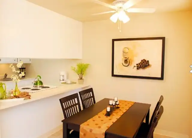 Property at 1690 N Tracy Blvd Unit 3, Tracy, CA, 95376, 2 beds, 1 bath, [object Object]