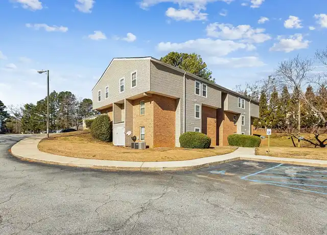 Property at SOUTHERN PINES - 24 Cunningham Rd, Taylors, SC, 29687, 2 beds, 1 bath, [object Object]