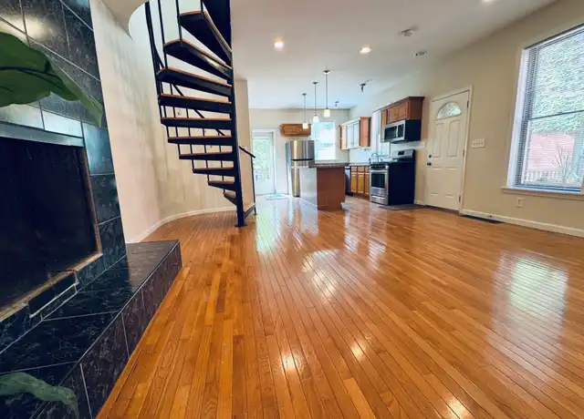 Property at 245 Georgia St Unit Rear, Buffalo, NY, 14201, 2 beds, 1.5 baths, [object Object]