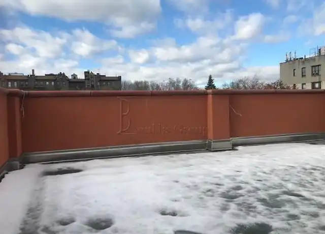 Property at 32-45 34th St Unit 4R, Queens, NY, 11106, 2 beds, 1 bath, [object Object]