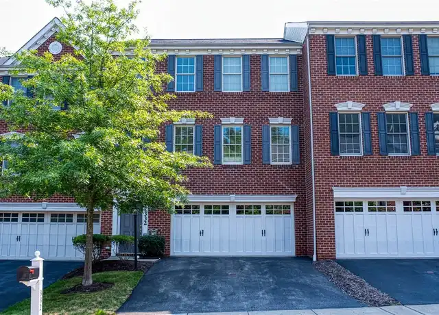 Property at 332 Marshall Heights Dr, Wexford, PA, 15090, 3 beds, 2.5 baths, [object Object]