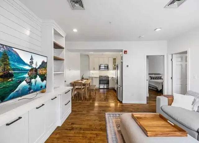 Property at 464 Hanover St #7, Boston, MA, 02113, 2 beds, 1 bath, [object Object]