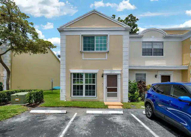Property at 2856 Belmont Ln, Hollywood, FL, 33026, 2 beds, 2.5 baths, [object Object]