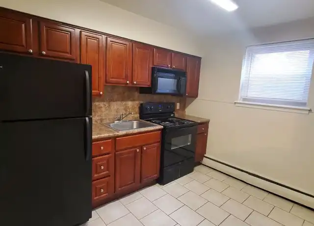Property at 824 Providence Rd Unit CB1, Clifton Heights, PA, 19018, 1 bed, 1 bath, [object Object]