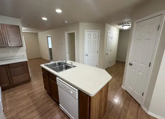 Property at 21 W Evergreen Dr, Kalispell, MT, 59901, 2 beds, 1 bath, [object Object]