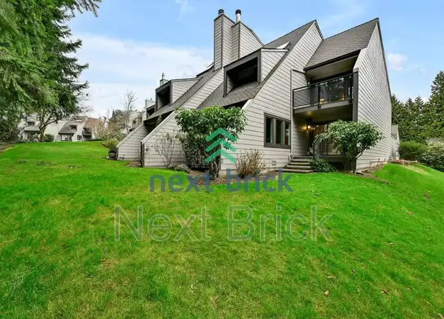Property at 10229 NE 19th Pl, Bellevue, WA, 98004, 2 beds, 2 baths, [object Object]