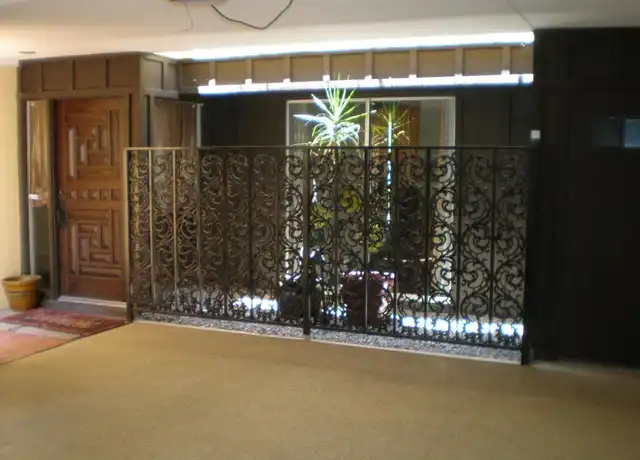 Property at 1009 N Villa Nueva Dr, Litchfield Park, AZ, 85340, 3 beds, 2 baths, [object Object]