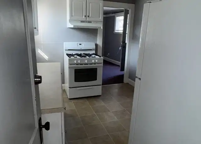Property at 68-70 Beach Rd Unit 2, Winthrop, MA, 02152, 1 bed, 1 bath, [object Object]
