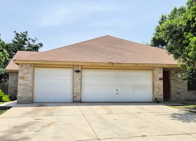 Property at 523 Clearfield Dr, New Braunfels, TX, 78130, 2 beds, 2 baths, [object Object]