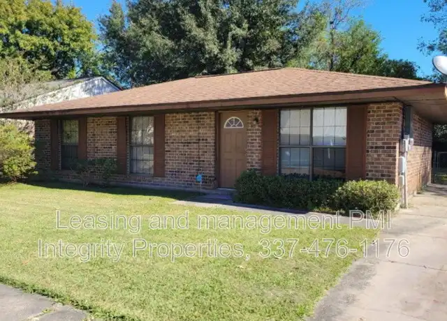 Property at 207 Case Ln, Lafayette, LA, 70506, 3 beds, 2 baths, [object Object]