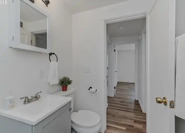 Property at 2504 E 25th St, Vancouver, WA, 98661, 2 beds, 1 bath, [object Object]