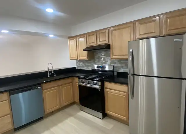 Property at 4248 Tara Ave Unit B, Las Vegas, NV, 89102, 2 beds, 1 bath, [object Object]