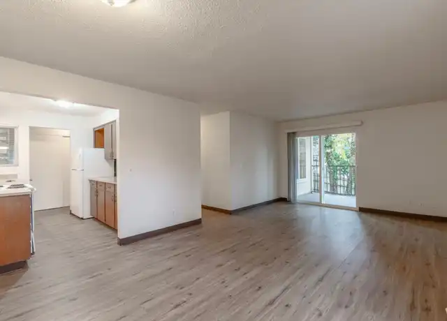 Property at 4082 Commercial St SE Unit 4080-38, Salem, OR, 97302, 2 beds, 1 bath, [object Object]