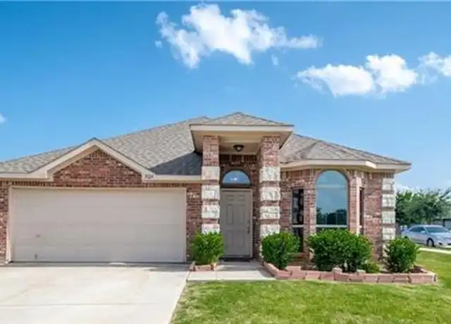 Property at 3024 Ortiz Dr, Arlington, TX, 76010, 4 beds, 2 baths, [object Object]
