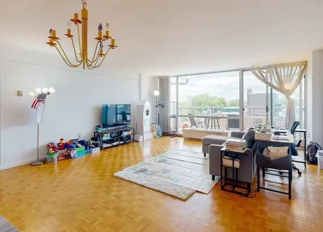 Property at 45 Longwood Ave #812, Brookline, MA, 02446, 1 bed, 1 bath, [object Object]