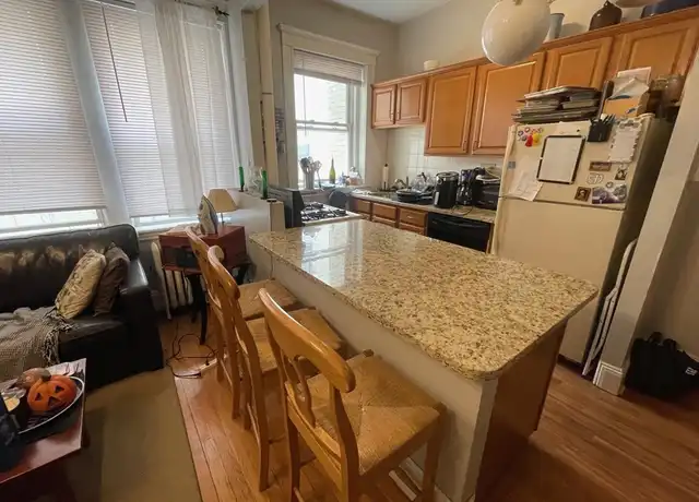 Property at 233 Kelton St #3, Allston, MA, 02134, 2 beds, 1 bath, [object Object]