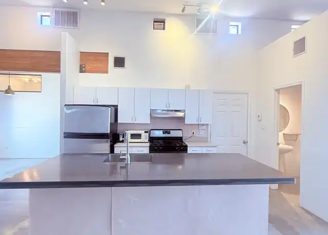 Property at 421 E Lester St, Tucson, AZ, 85705, 1 bed, 1.5 baths, [object Object]