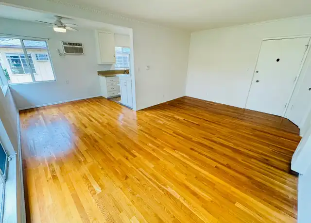Property at 821 N Las Palmas Ave Unit 827, Los Angeles, CA, 90038, 1 bed, 1 bath, [object Object]