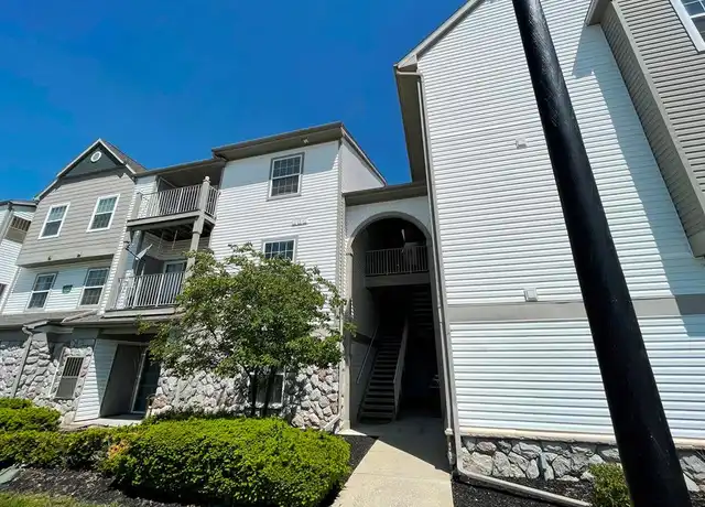 Property at 15200 Silver Pkwy #304, Fenton, MI, 48430, 2 beds, 2 baths, [object Object]