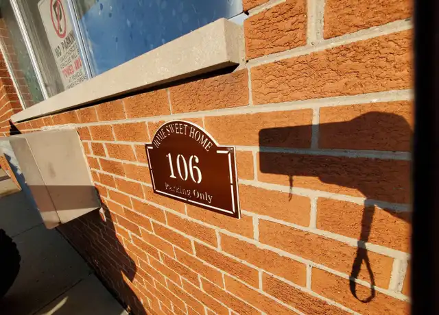 Property at 21520 Kelly Rd Unit 106, Eastpointe, MI, 48021, 1 bed, 1 bath, [object Object]