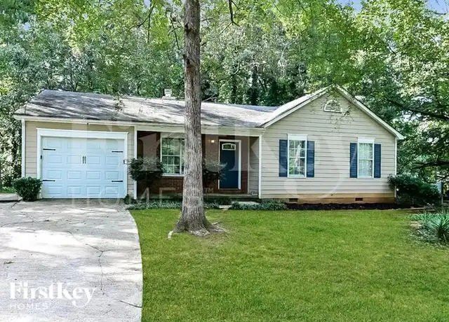 Property at 275 Charlotte Blvd, Stockbridge, GA, 30281, 3 beds, 2 baths, [object Object]