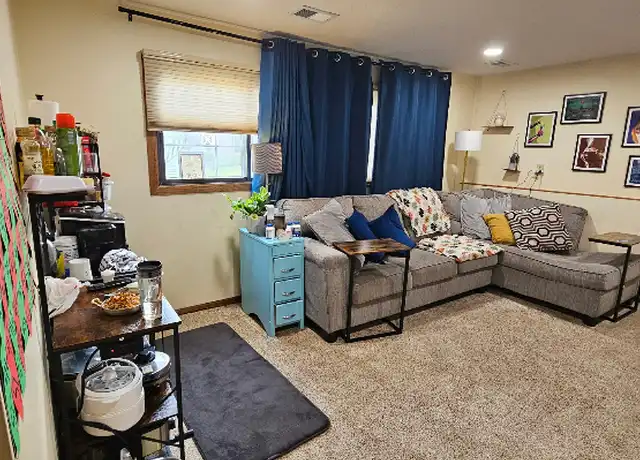 Property at 427 Dorland Rd S, Saint Paul, MN, 55119, 1 bed, 1 bath, [object Object]