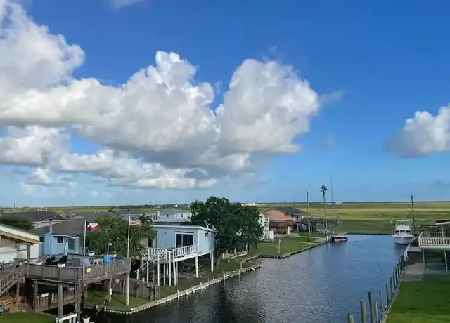 Property at 126 Driftwood Rd, Freeport, TX, 77541, 4 beds, 2.5 baths, [object Object]
