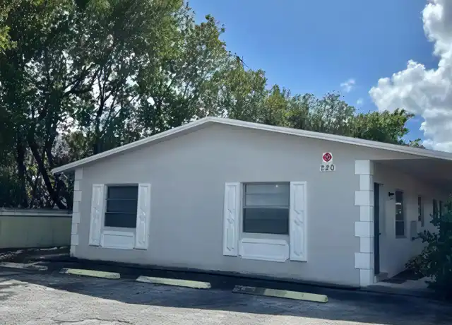 Property at 220 SW 8th St Unit 3, Fort Lauderdale, FL, 33315, 2 beds, 1 bath, [object Object]