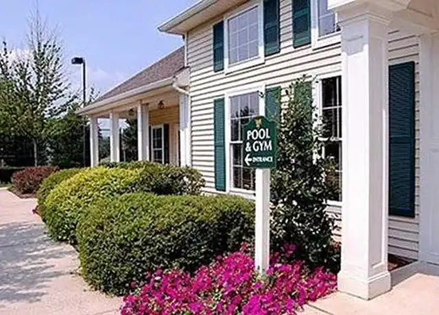 Property at 1800 Aspen Glen Dr, Hamden, CT, 06518, 1-2 bed, 1-2 bath, [object Object]