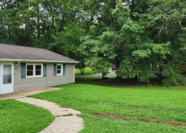 Property at 153 Cedar Ave Unit 153, Hudson, NC, 28638, 2 beds, 1 bath, [object Object]