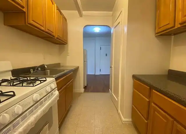Property at 6770 Yellowstone Blvd, Forest Hills, NY, 11375, 1 bed, 1 bath, [object Object]