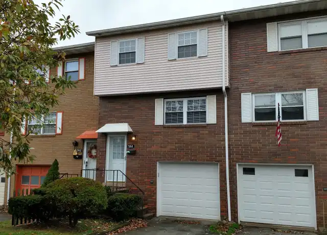 Property at 914 Academy Heights Dr, Greensburg, PA, 15601, 3 beds, 1.5 baths, [object Object]