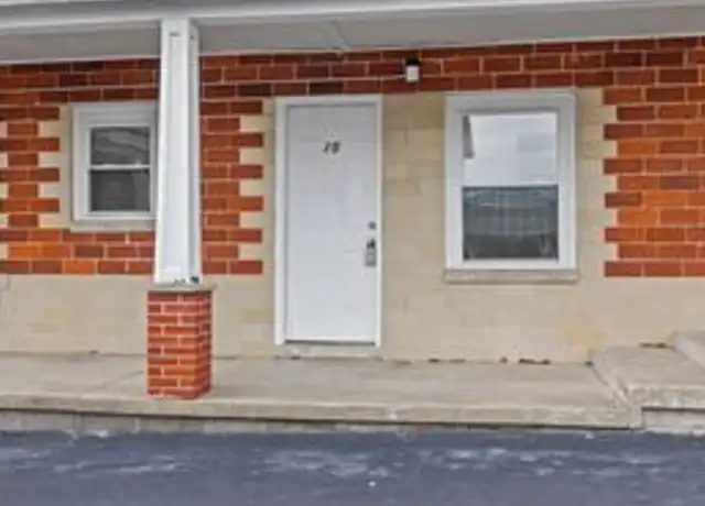 Property at 205 E Main St Unit Main Building, Mt Sterling, KY, 40353, 7 beds, 3 baths, [object Object]