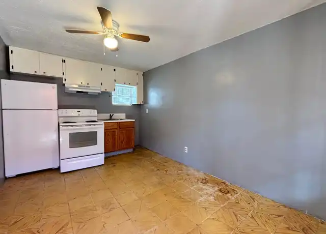 Property at 518 E U.S. Business 83 Unit 83 5, Pharr, TX, 78577, 1 bed, 1 bath, [object Object]