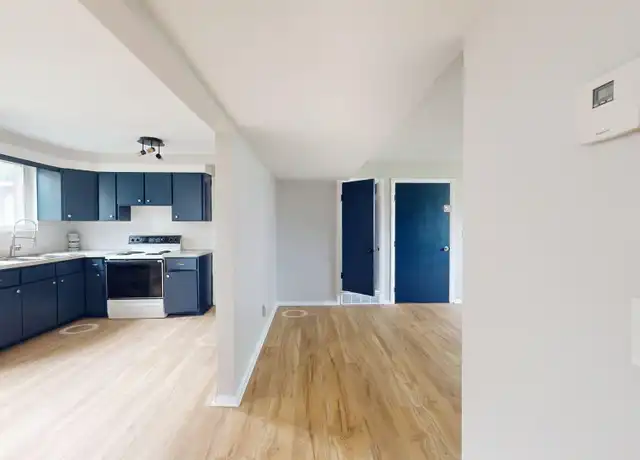Property at 18915 Hilliard Blvd Unit 1, Rocky River, OH, 44116, 2 beds, 1 bath, [object Object]