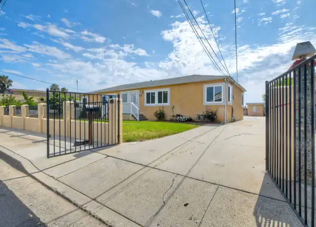 Property at 122 Johnston Ln, San Marcos, CA, 92069, 2 beds, 1 bath, [object Object]