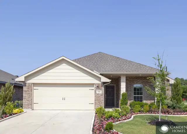 Property at 1669 Portofino Dr, Dallas, TX, 75217, 4 beds, 2 baths, [object Object]