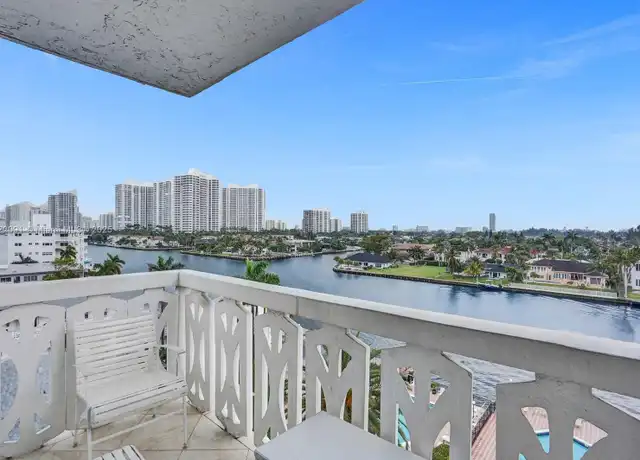 Property at 3113 S Ocean Dr #710, Hallandale Beach, FL, 33009, 2 beds, 2 baths, [object Object]