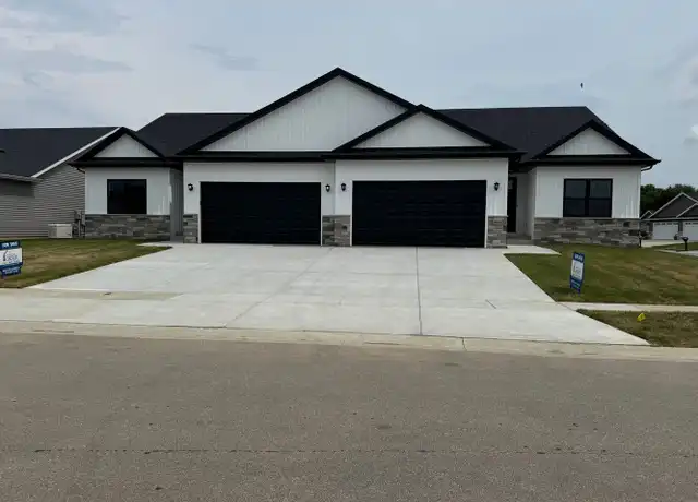 Property at 4600 Lasalle Ct, Springfield, IL, 62711, 4 beds, 3 baths, [object Object]