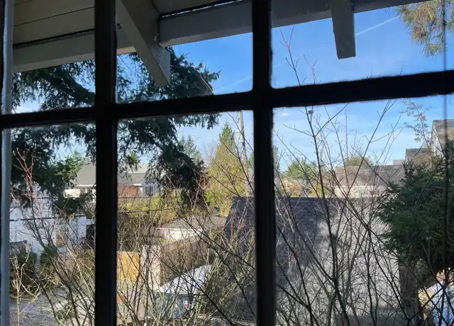 Property at 5235 17th Ave NE Unit 10, Seattle, WA, 98105, 1 bed, 1 bath, [object Object]