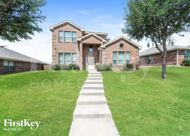Property at 611 Canvas Ct, Lancaster, TX, 75146, 4 beds, 2 baths, [object Object]