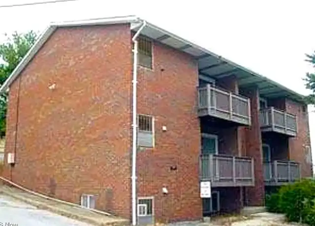 Property at 94 View St Unit 9, Weirton, WV, 26062, 2 beds, 1 bath, [object Object]