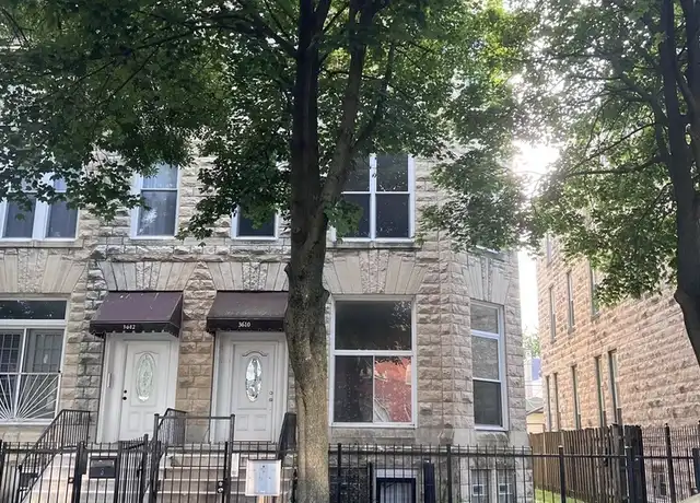 Property at 3610 S Prairie Ave Apt 3, Chicago, IL, 60653, 2 beds, 2 baths, [object Object]