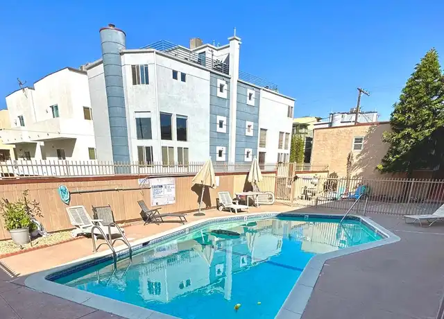 Property at 3700 Pacific Ave Unit 14, Marina Del Rey, CA, 90292, 1 bed, 1 bath, [object Object]