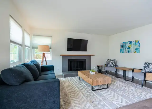 Property at 4908 Dunes St, Oxnard, CA, 93035, 2 beds, 2.5 baths, [object Object]
