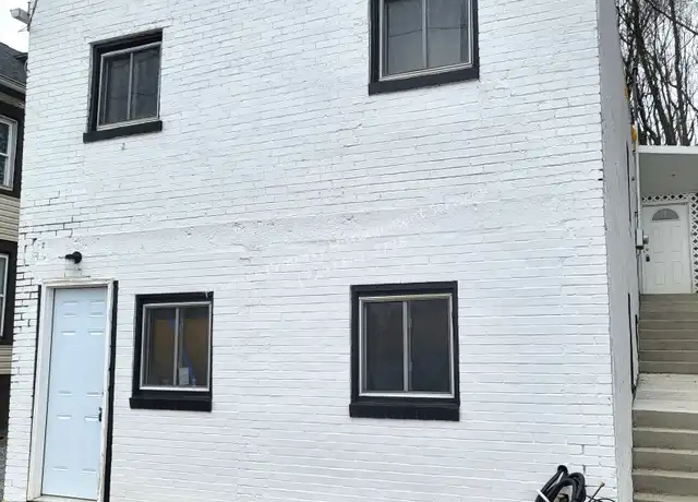 Property at 909 Harmony Ave Unit 1, New Brighton, PA, 15066, 1 bed, 1 bath, [object Object]