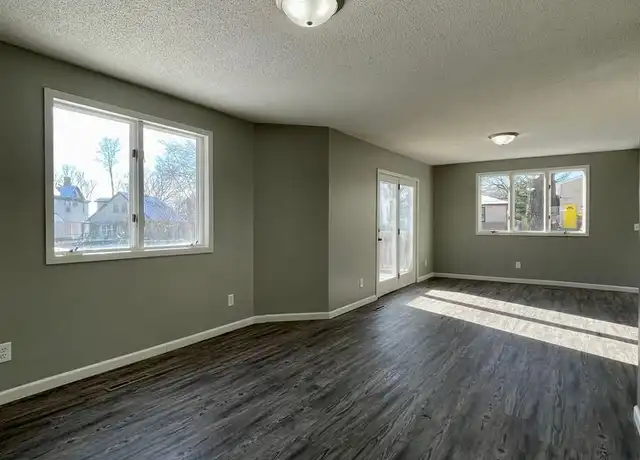 Property at 1510 N 22nd Ave #1, Minneapolis, MN, 55411, 3 beds, 1 bath, [object Object]