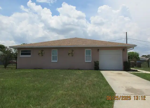 Property at 154 Tulip Way, Kissimmee, FL, 34743, 3 beds, 2 baths, [object Object]